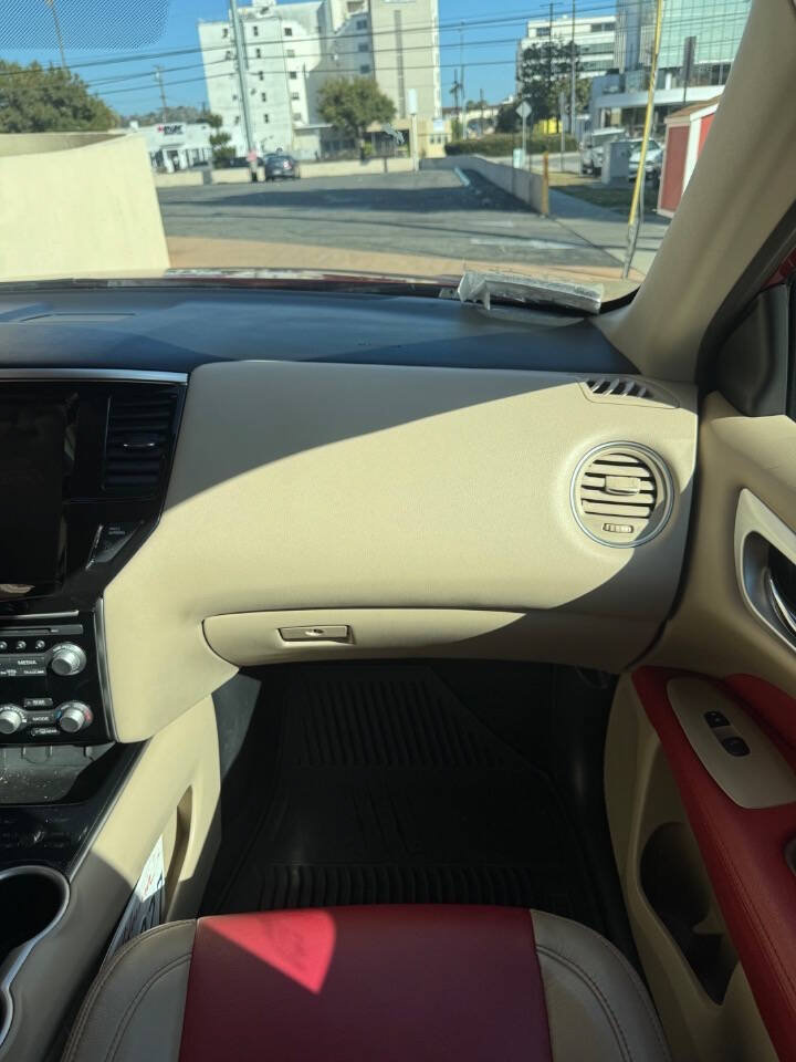 Used 2017 Nissan Pathfinder SV FWD image 25