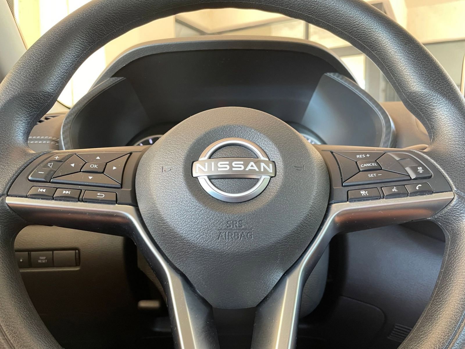 Used 2024 Nissan Sentra SV image 27