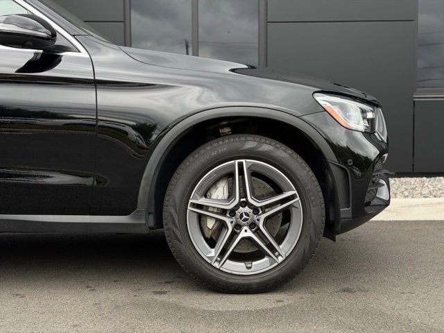 Used 2022 Mercedes-Benz GLC 300 4MATIC image 12