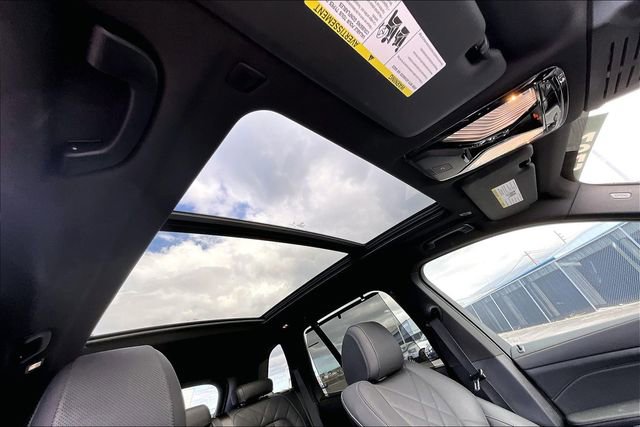 Used 2025 BMW X5 sDrive40i w/ Premium Package image 16