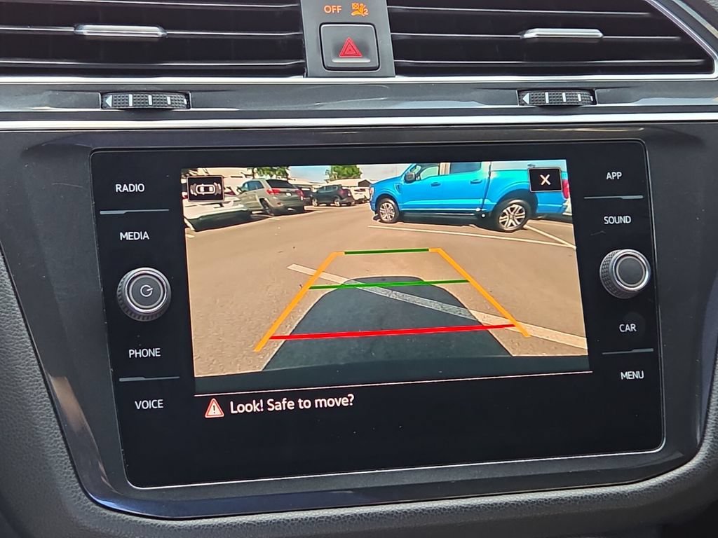 Used 2022 Volkswagen Tiguan SE R-Line FWD image 24