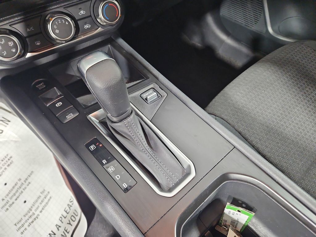 Certified 2025 Nissan Kicks S image 24