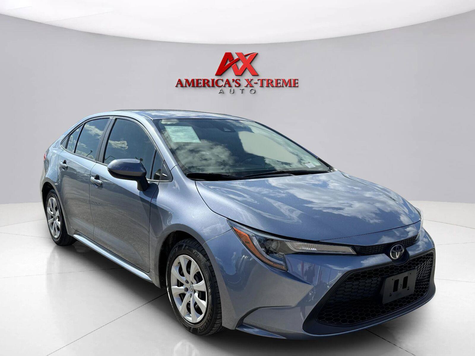 Used 2021 Toyota Corolla LE FWD image 7