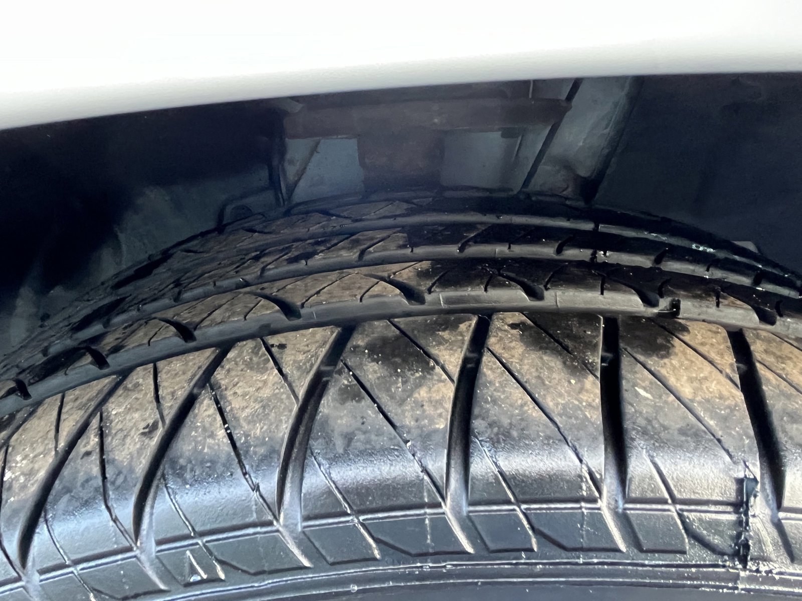 Used 2014 Chrysler 200 LX image 22