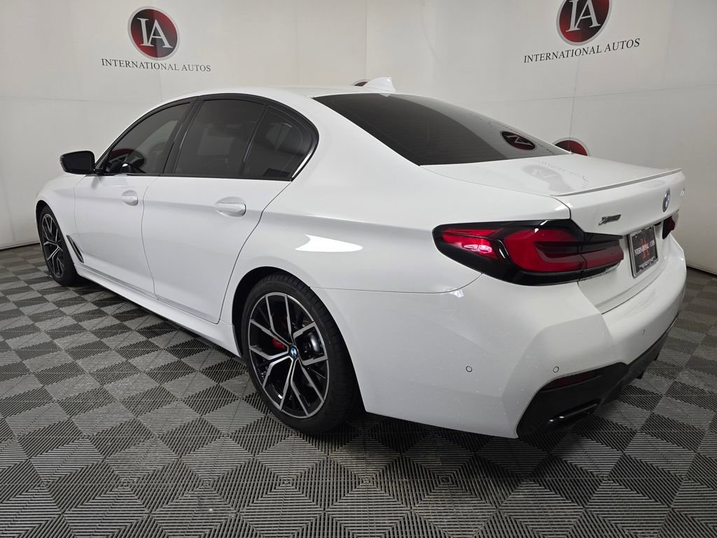Used 2021 BMW M550i xDrive w/ Executive Package image 7