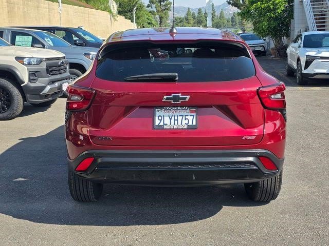 Certified 2024 Chevrolet Trax RS w/ Driver Confidence Package image 6