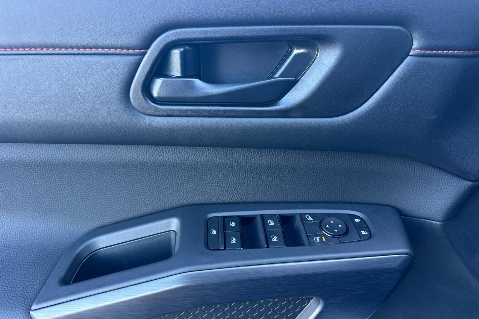 New 2026 Nissan Pathfinder Rock Creek AWD/4WD image 8