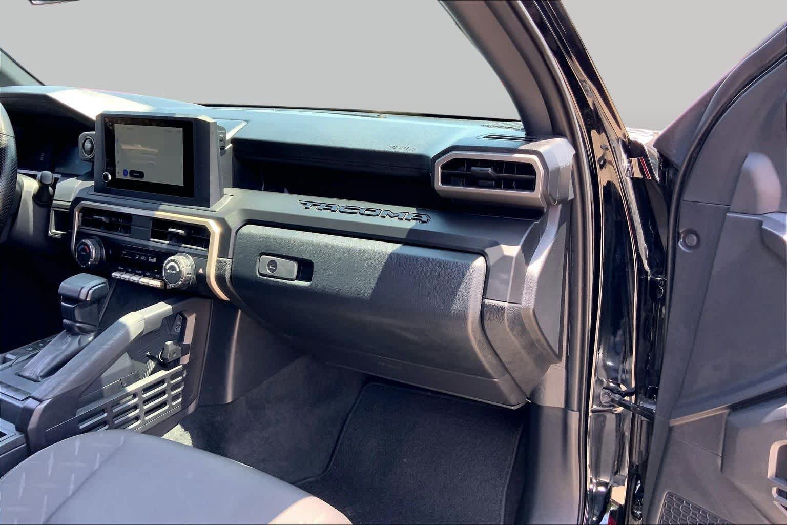 Used 2025 Toyota Tacoma SR RWD image 17