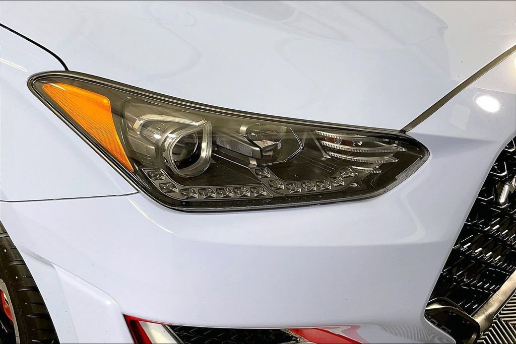Used 2020 Hyundai Veloster N w/ Performance Package FWD image 31