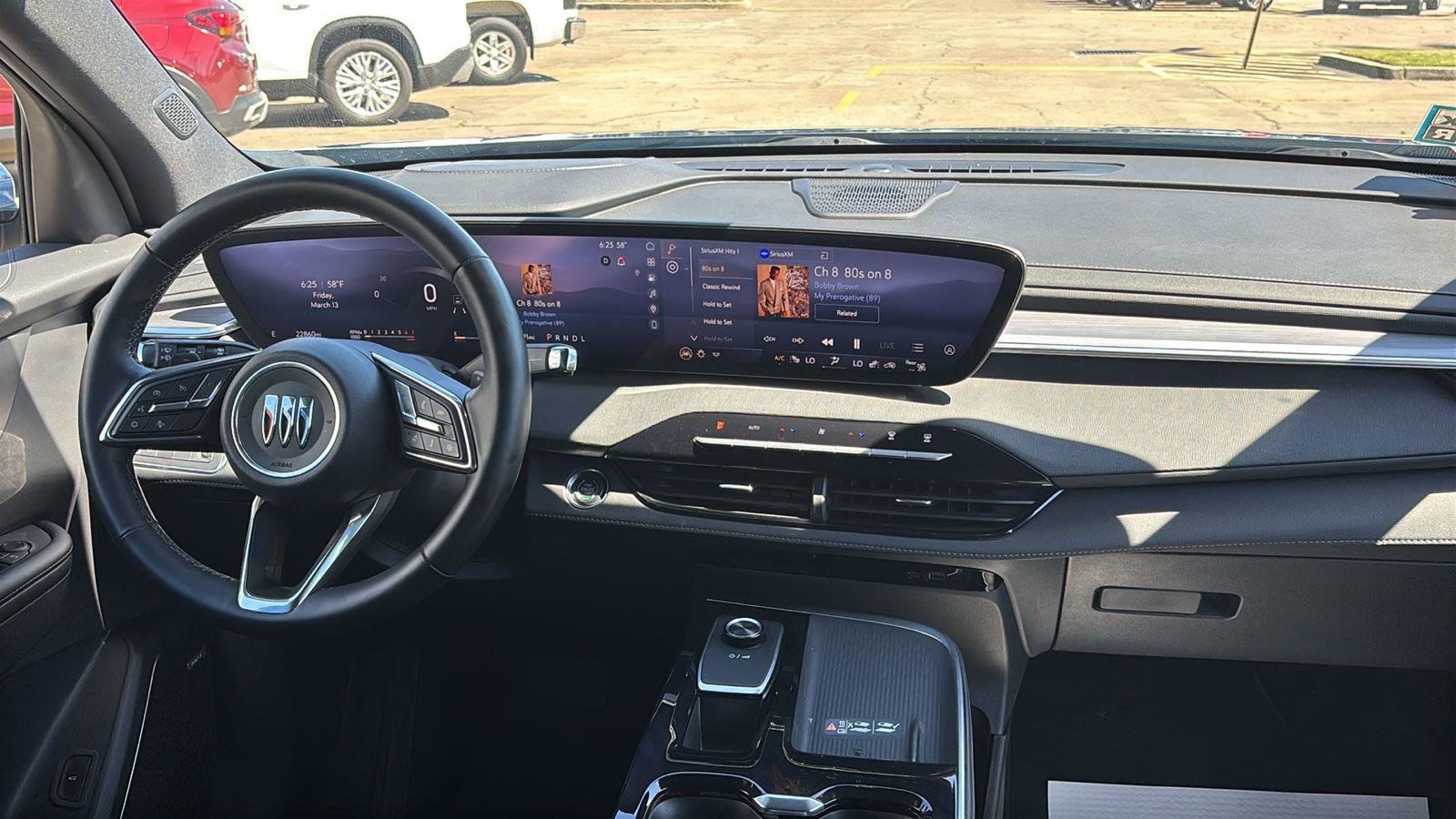Used 2025 Buick Enclave Preferred FWD image 25