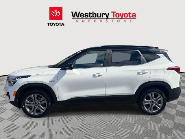 Used 2021 Kia Seltos S AWD/4WD image 1
