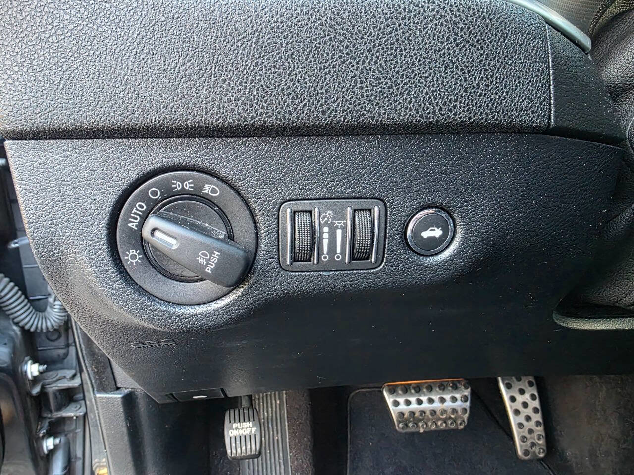 Used 2018 Dodge Charger R/T Scat Pack RWD image 18