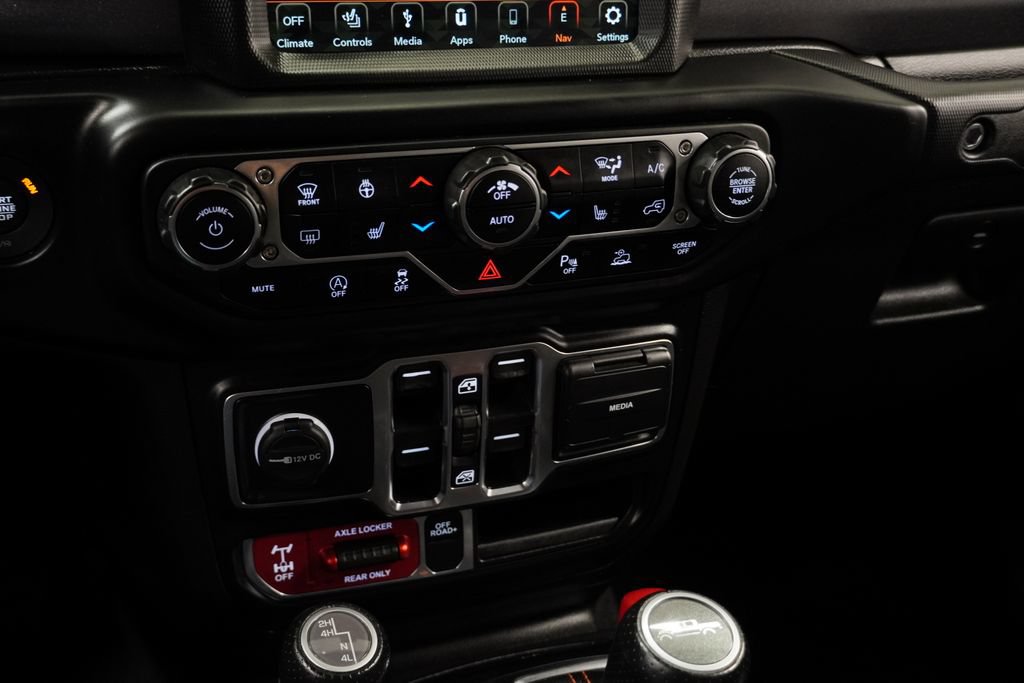 Used 2022 Jeep Gladiator Mojave w/ Cold Weather Group AWD/4WD image 34