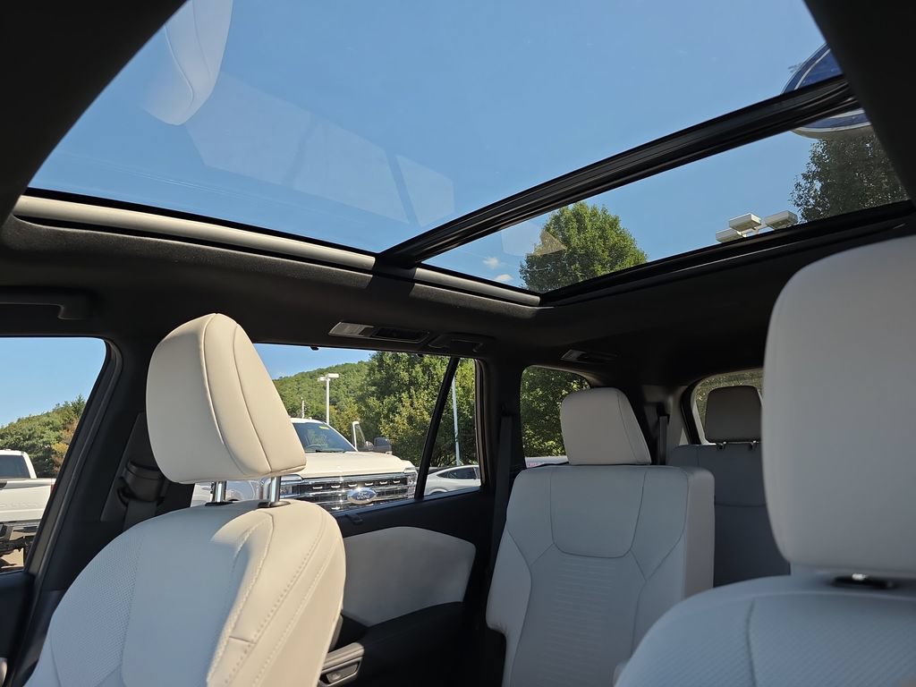 Used 2024 Lexus TX 350 AWD w/ Captains Chair Package image 29