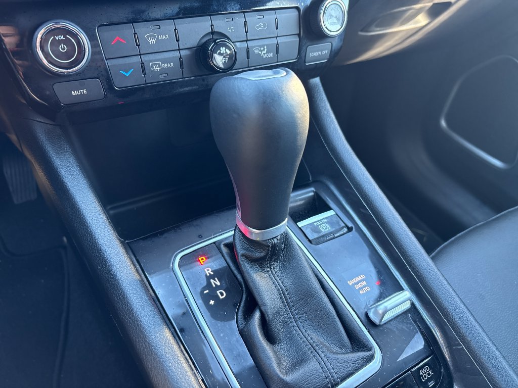 Used 2023 Jeep Compass Latitude AWD/4WD image 7