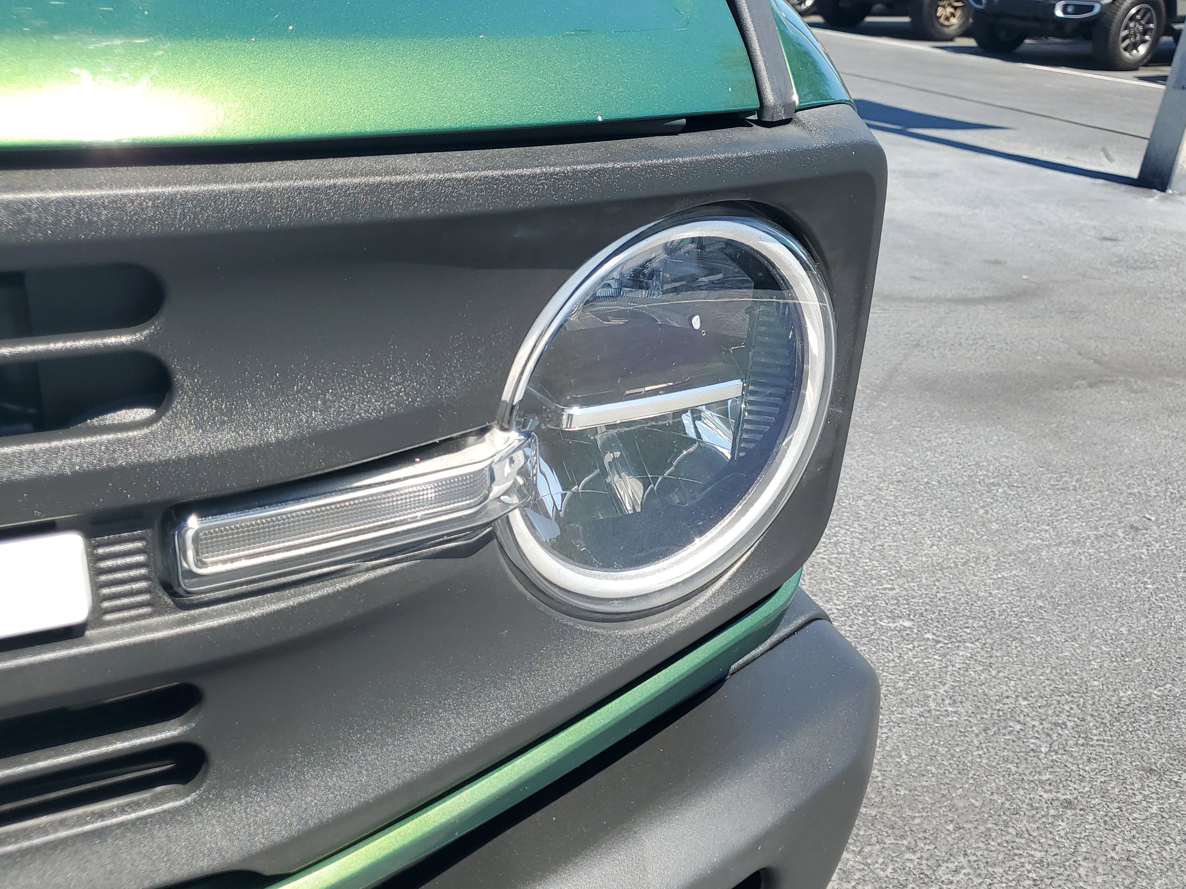 Certified 2023 Ford Bronco Black Diamond image 3