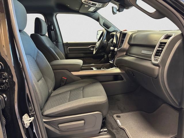 New 2026 RAM 1500 4x4 Crew Cab image 16