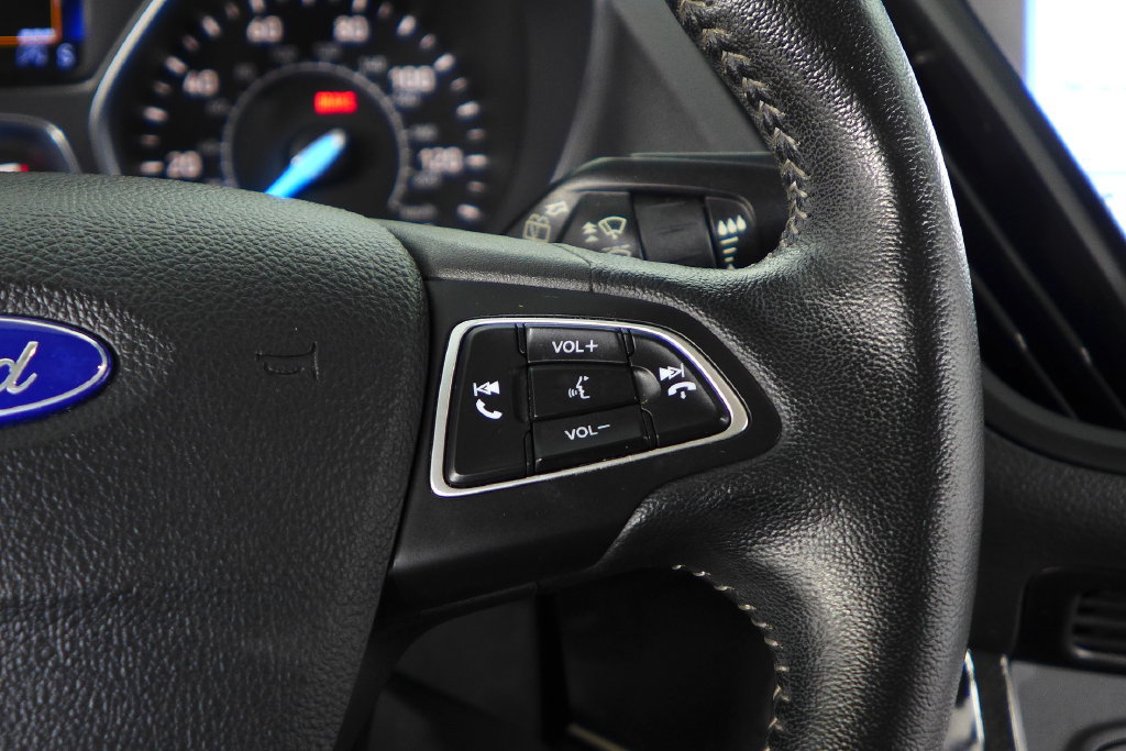 Used 2019 Ford Escape SE FWD image 28