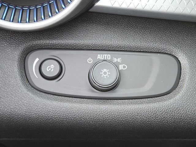 New 2026 Chevrolet Trax LS w/ LS Convenience Package FWD image 11