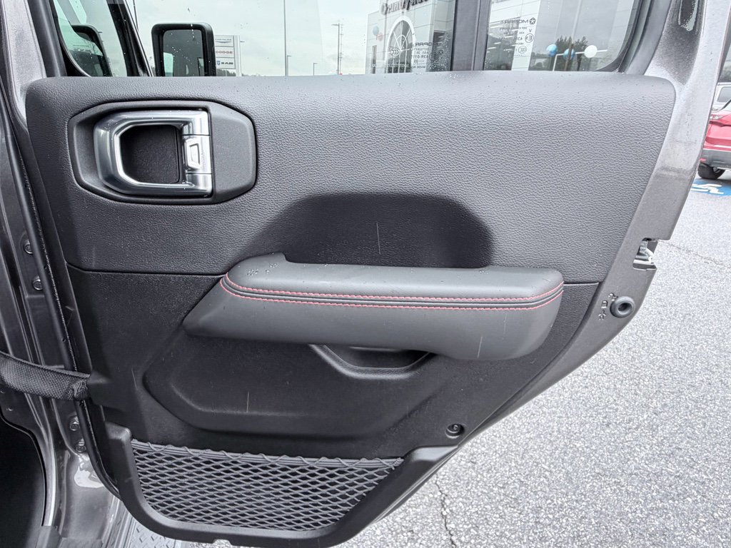 Used 2025 Jeep Gladiator Rubicon w/ Safety Group image 25