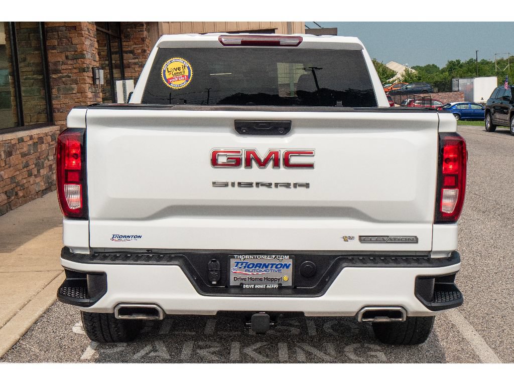 Used 2023 GMC Sierra 1500 Elevation w/ X31 Off-Road Package AWD/4WD image 4
