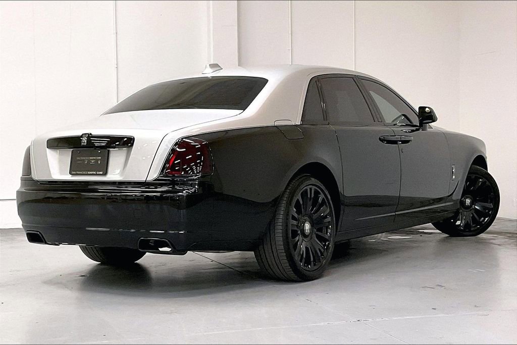 Used 2018 Rolls-Royce Ghost image 4