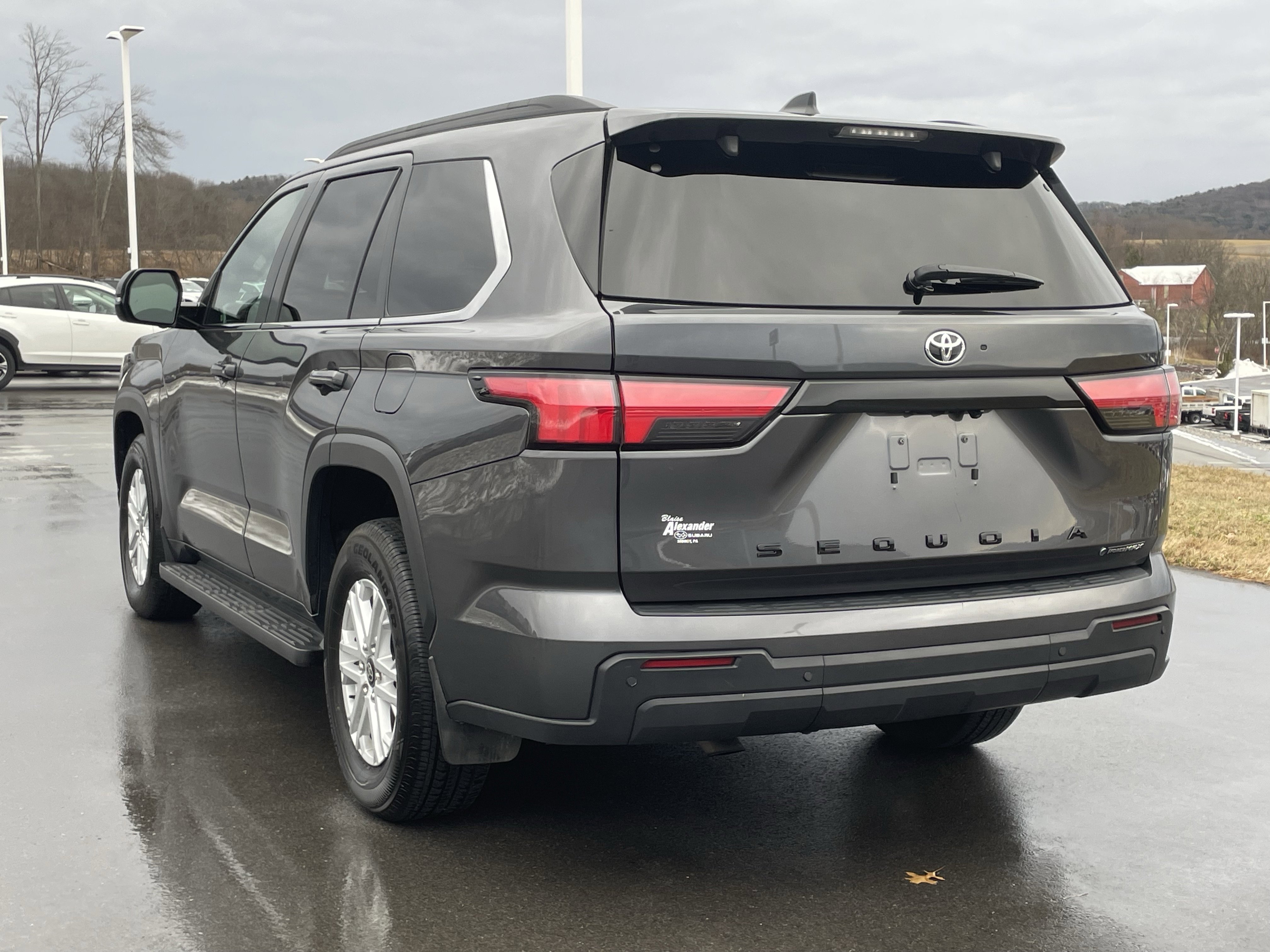 Used 2025 Toyota Sequoia SR5 image 6