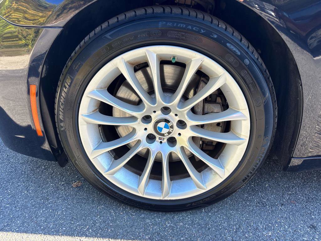 Used 2013 BMW 750i RWD image 5