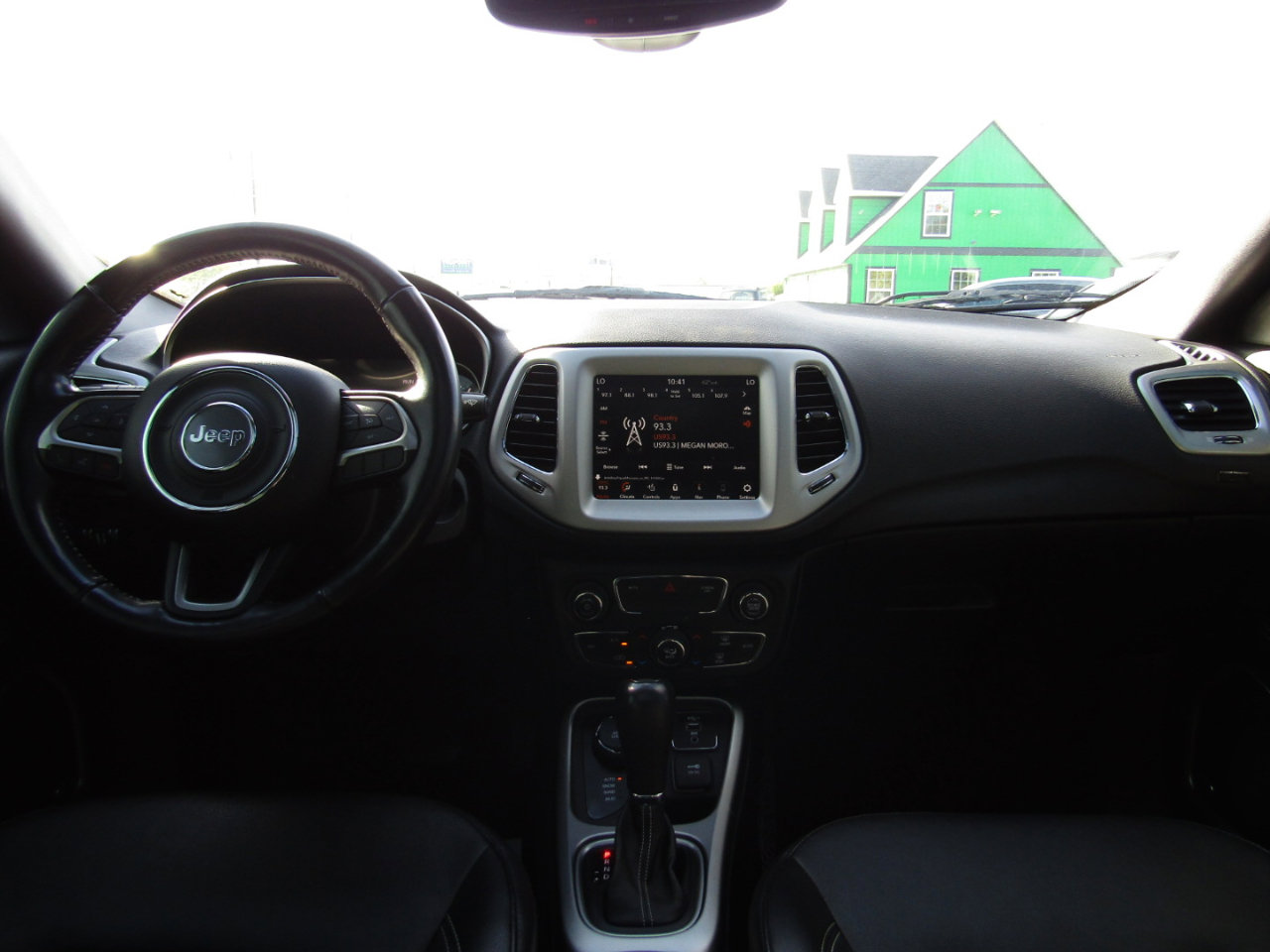 Used 2021 Jeep Compass Latitude w/ Sun and Sound Group image 9