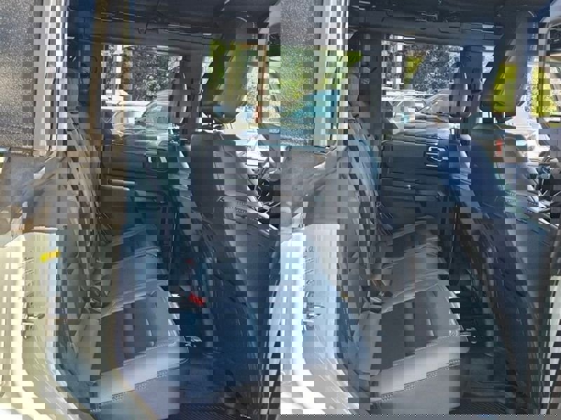 Used 2024 Ford Bronco Outer Banks image 15