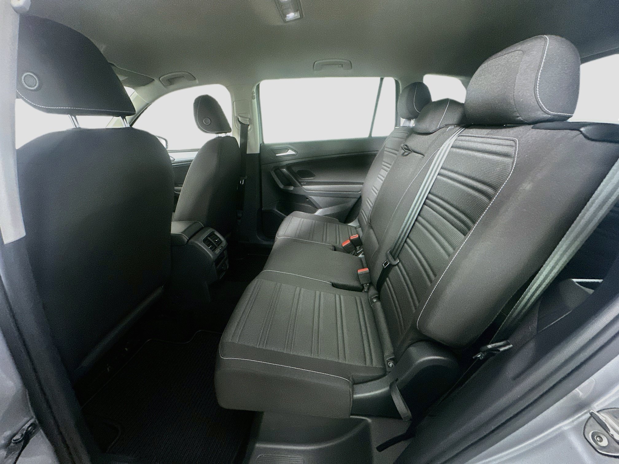 Used 2022 Volkswagen Tiguan S FWD image 26