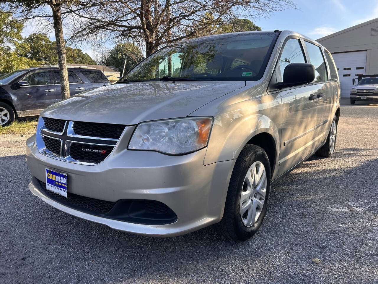 Used 2014 Dodge Grand Caravan American Value Package image 2
