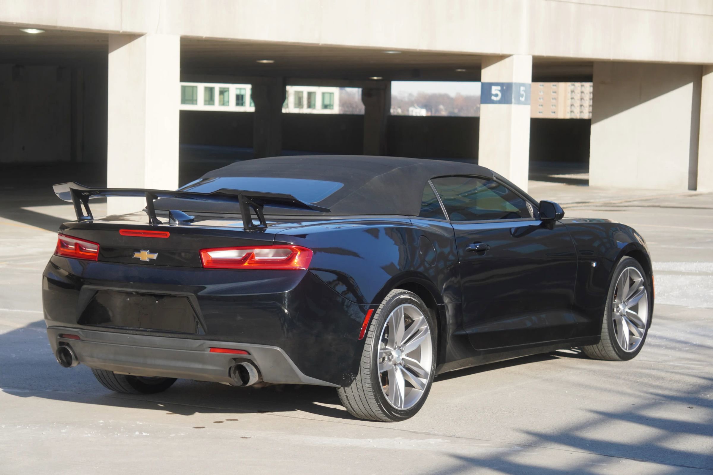 Used 2017 Chevrolet Camaro LT w/ RS Package image 10