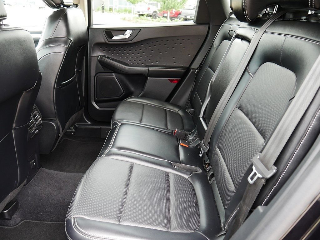Used 2020 Ford Escape SEL FWD image 17