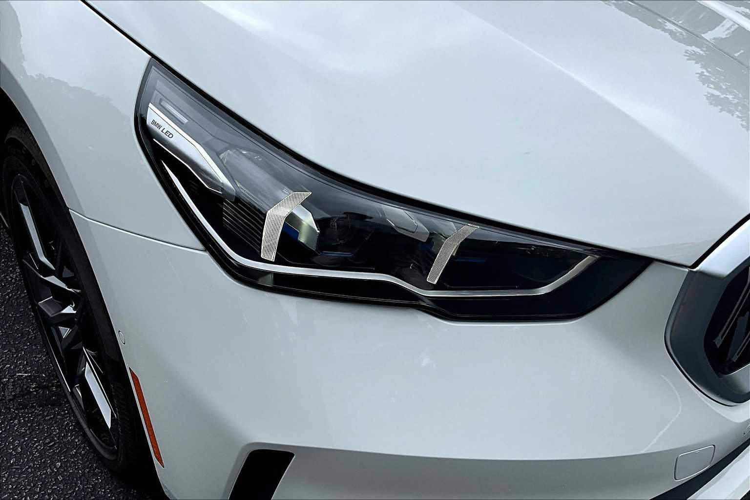 New 2026 BMW 530i w/ Premium Package image 13