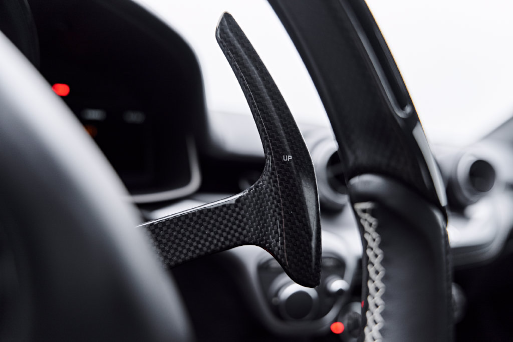 Used 2015 Ferrari F12 Berlinetta RWD image 61