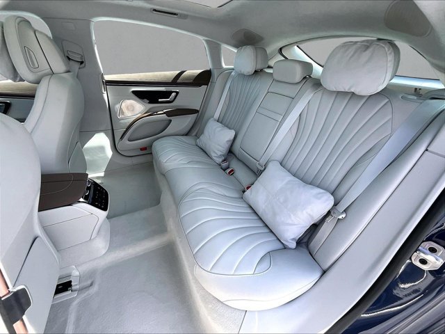 Certified 2023 Mercedes-Benz EQS 580 4MATIC Sedan image 27