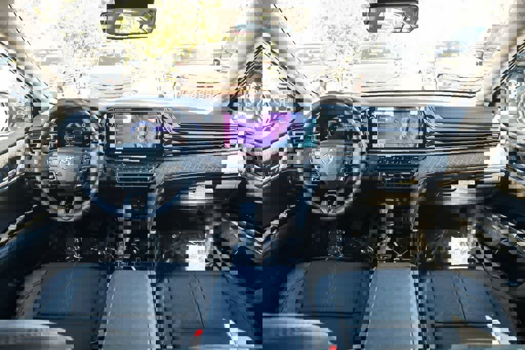 Used 2026 Toyota Camry XLE image 14