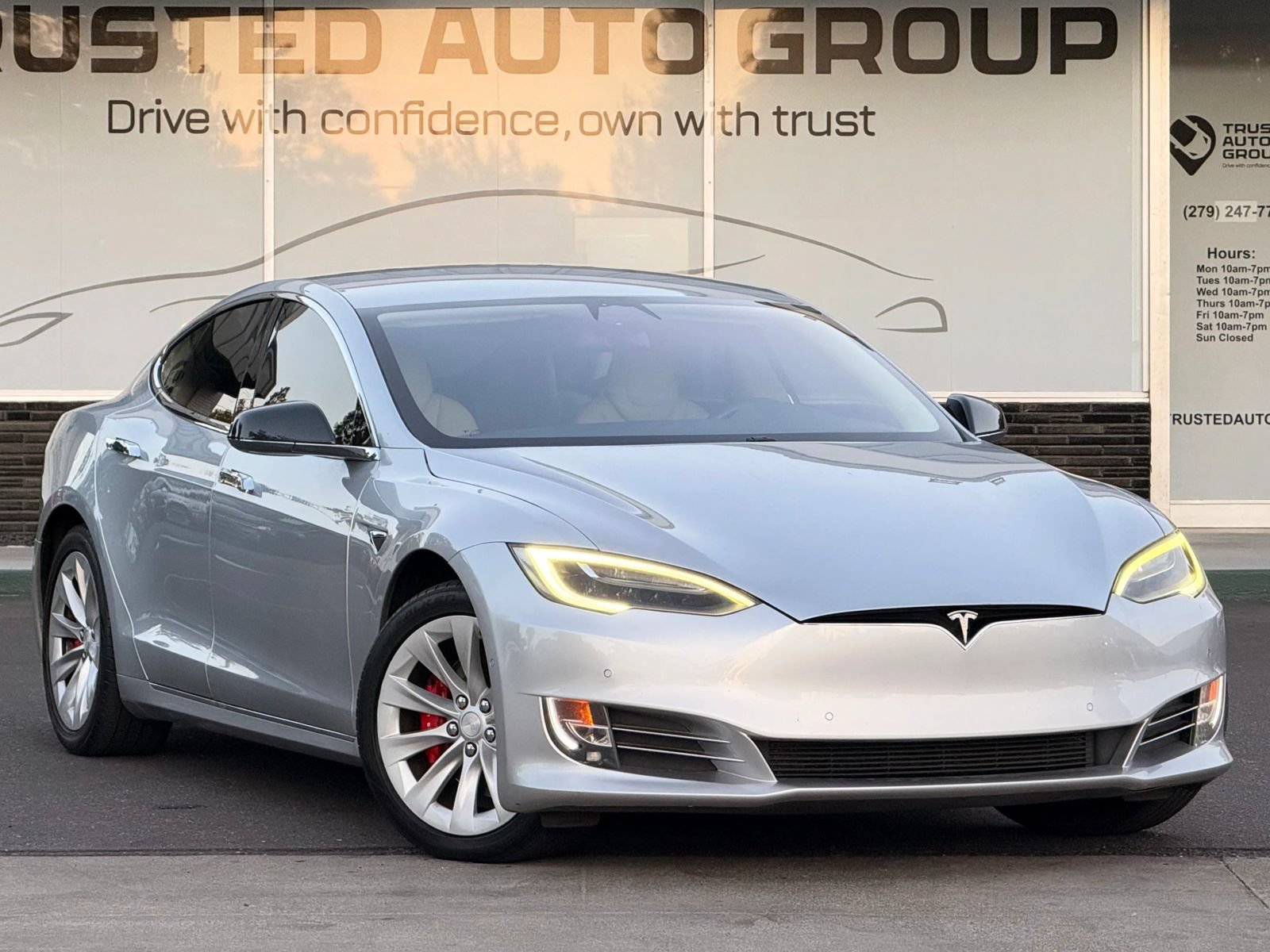 Used 2017 Tesla Model S P100D AWD/4WD image 3
