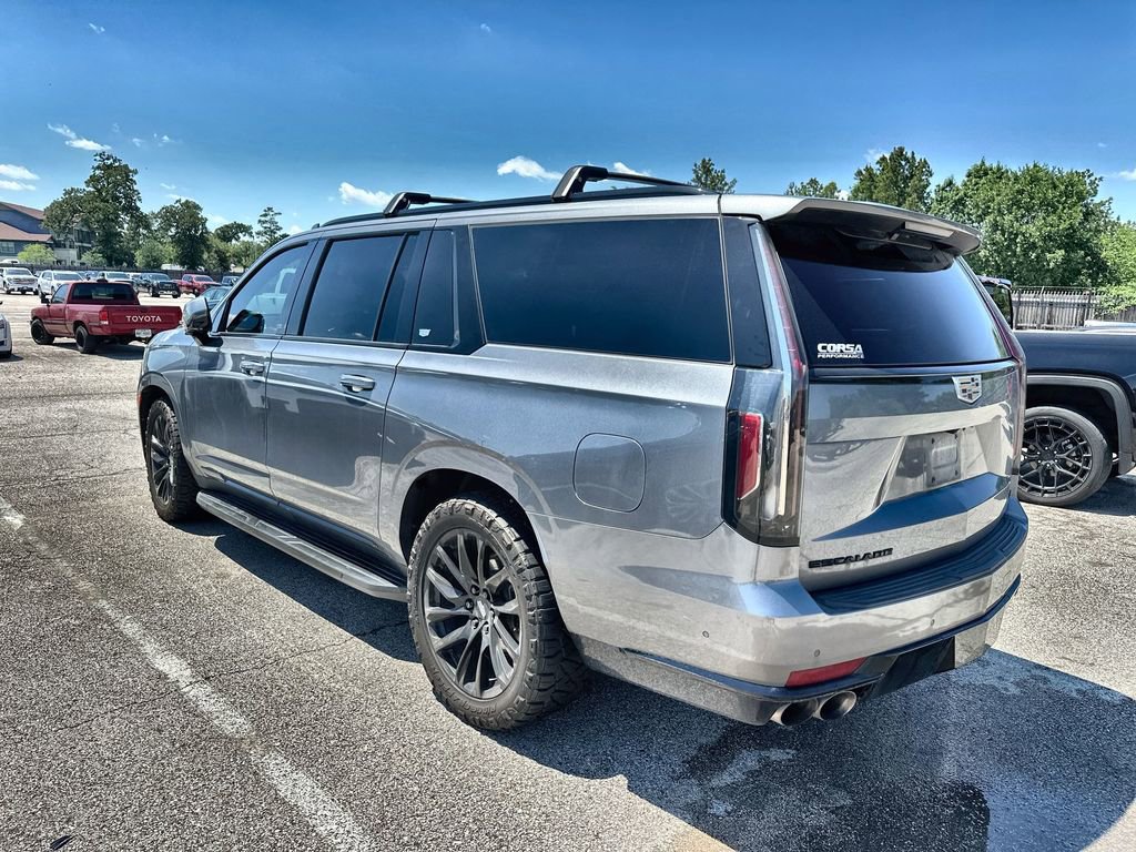 Used 2021 Cadillac Escalade ESV Sport w/ Driver Assist Tech Package AWD/4WD image 9