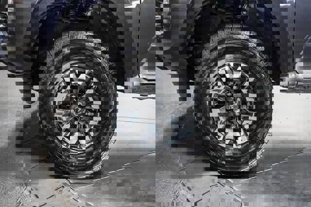 Certified 2023 Toyota Tacoma TRD Off-Road image 10