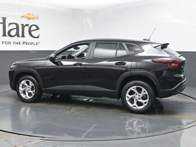 New 2026 Chevrolet Trax LS w/ LS Convenience Package image 30