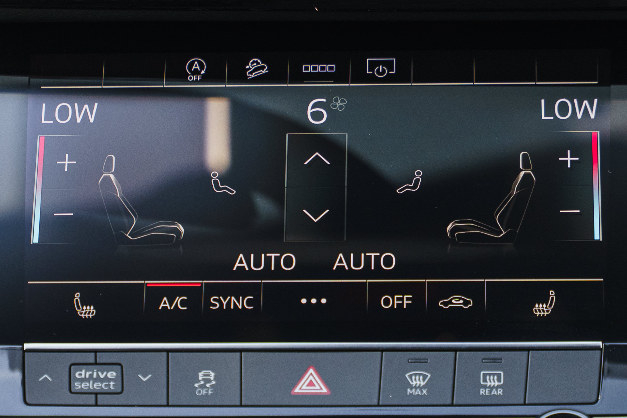 Certified 2025 Audi Q7 3.0T Premium Plus AWD/4WD image 12