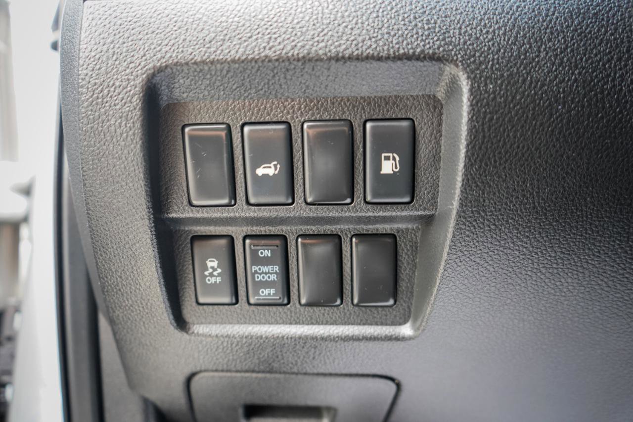 Used 2014 Nissan Murano SV w/ Value Package image 14