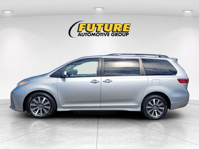 Used 2020 Toyota Sienna XLE AWD/4WD image 6