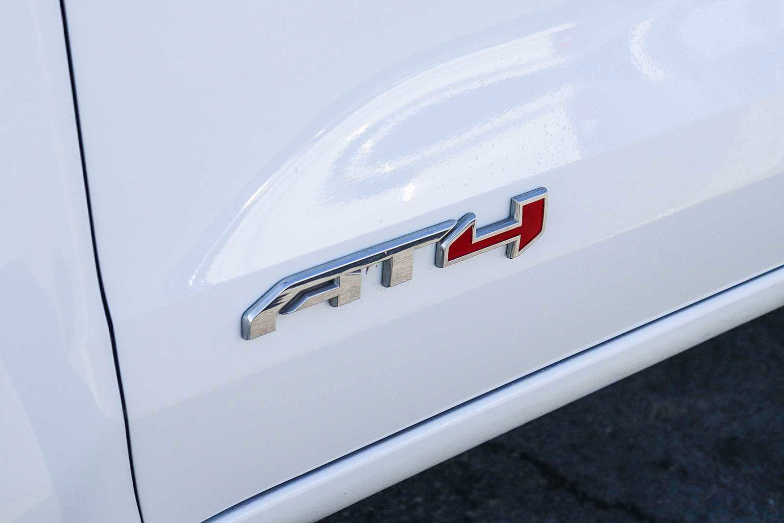 Used 2023 GMC Canyon AT4 w/ AT4 Premium Package image 12