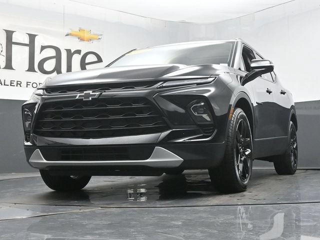 Used 2025 Chevrolet Blazer LT w/ Sound & Technology Package AWD/4WD image 60