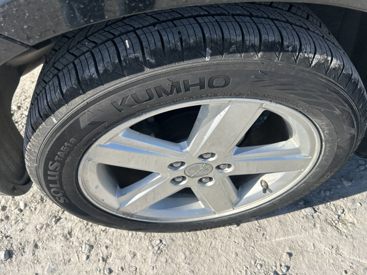 Used 2013 Dodge Avenger SE FWD image 10