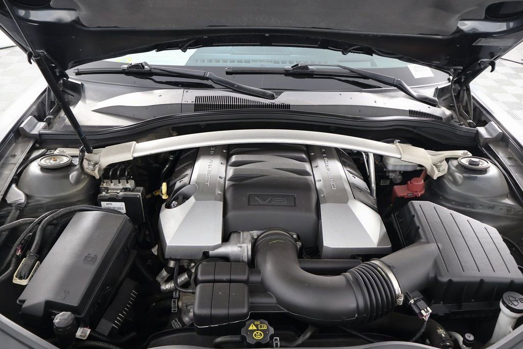 Used 2014 Chevrolet Camaro SS w/ RS Package image 14