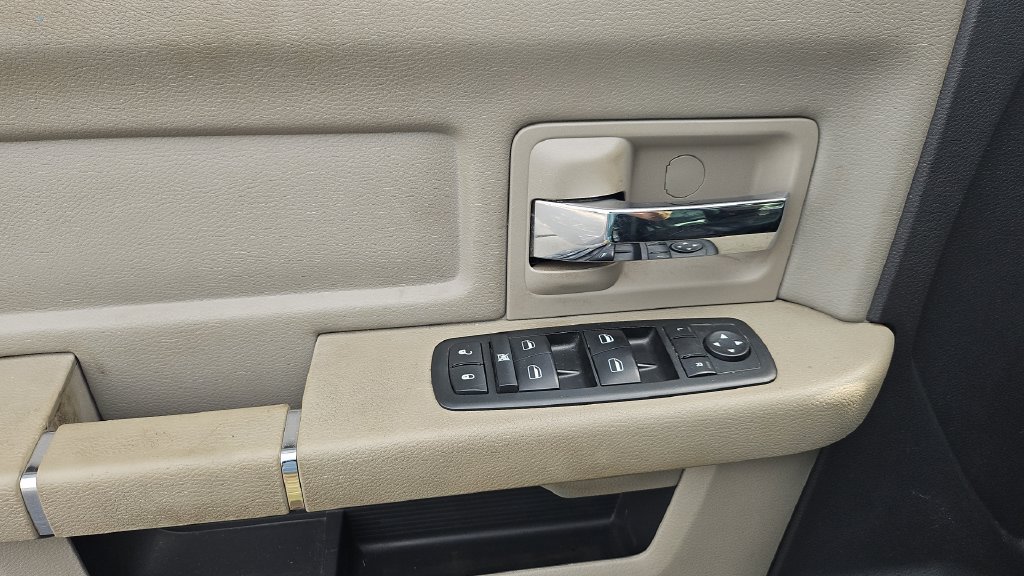 Used 2011 RAM 2500 Outdoorsman AWD/4WD image 3